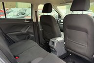 Volkswagen T-Cross 1.0 SE TSI.. 6 MAIN DEALER SERVICES..APPLE CARPLAY & ANDROID AUTO..STUNNING 19