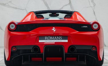 Ferrari 458 Speciale Aperta 8