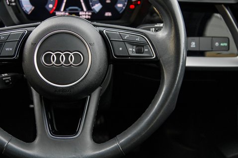 Audi A3 SPORTBACK TFSI TECHNIK 19