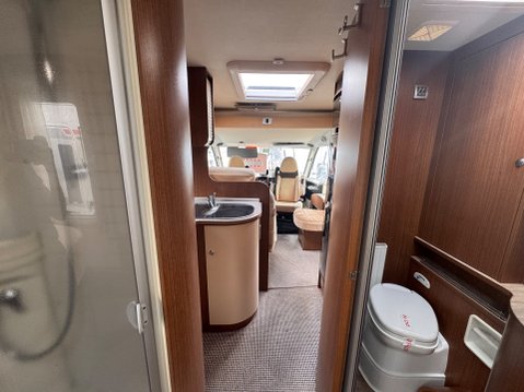 Burstner Aviano i727 17