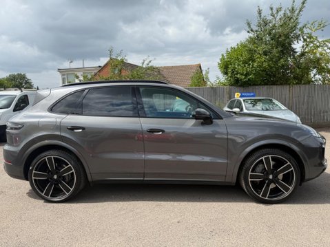 Porsche Cayenne 2.9T V6 S TiptronicS 4WD Euro 6 (s/s) 5dr 8