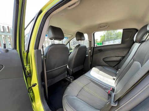 Chevrolet Spark LTZ 57