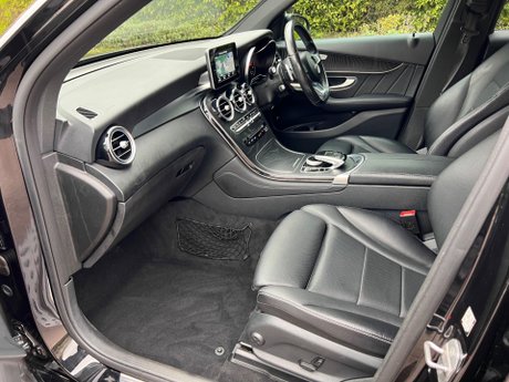 Mercedes-Benz GLC 2.1 GLC250d AMG Line G-Tronic 4MATIC Euro 6 (s/s) 5dr 32