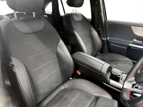 Mercedes-Benz EQA EQA 300 66.5kWh AMG Line SUV 5dr Electric Auto 4MATIC (228 ps) Heated Seats 11