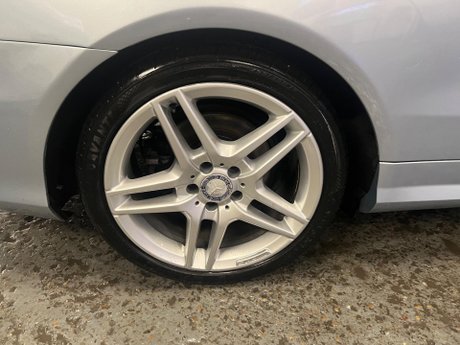 Mercedes-Benz E Class 2.1 E250 CDI AMG Sport Cabriolet G-Tronic+ Euro 5 (s/s) 2dr 28