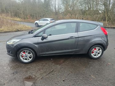 Ford Fiesta ZETEC 1