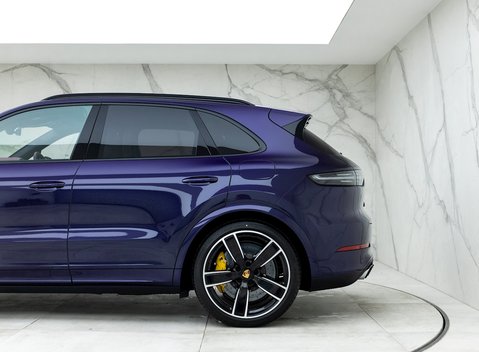 Porsche Cayenne Turbo S E-Hybrid 29