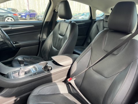 Ford Mondeo 1.5 TDCi ECOnetic Titanium Hatchback 5dr Diesel Manual Euro 6 (s/s) (120 ps 18