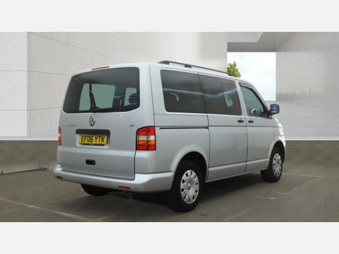 Volkswagen Transporter T30 SWB SHUTTLE SE TDI 5