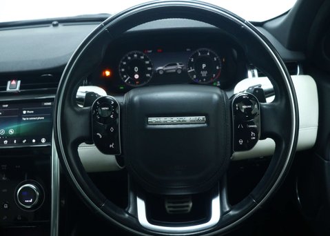 Land Rover Discovery Sport 2.0 Discovery Sport R-Dynamic HSE Auto 4WD 5dr 18