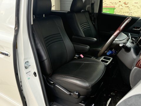 Toyota Alphard 2.4 240S + 7 Seats + Modellista Bodykit 9