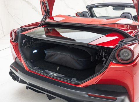 Ferrari Portofino 57