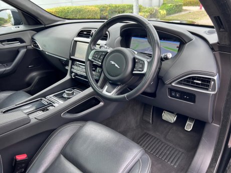 Jaguar F-Pace 2.0 D180 Chequered Flag Auto AWD Euro 6 (s/s) 5dr 13