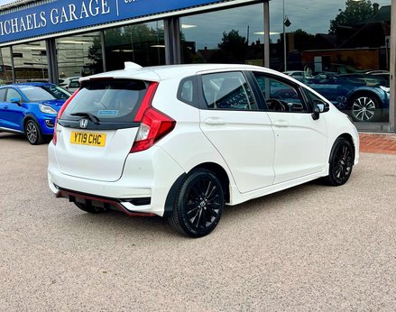 Honda Jazz 1.5 Jazz Sport Navi i-VTec CVT 5dr 8