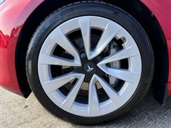 Tesla Model 3 (Dual Motor) Long Range Saloon 4dr Electric Auto 4WDE (346 ps) 17