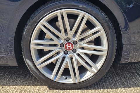 Bentley Flying Spur V8 58