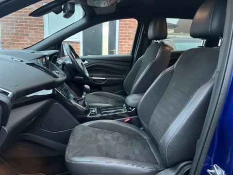 Ford Kuga 2.0 TDCi EcoBlue ST-Line AWD Euro 6 (s/s) 5dr 19