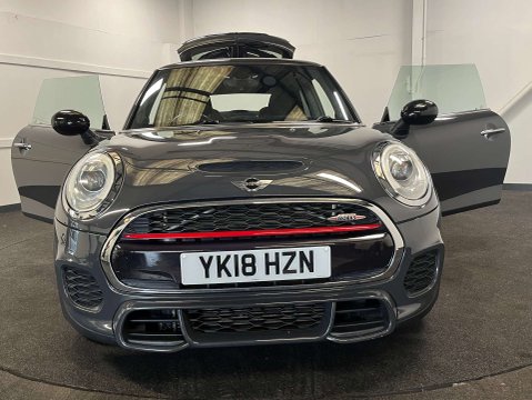 Mini Hatch 2.0 John Cooper Works 3dr 8