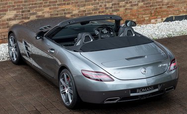 Mercedes-Benz SLS AMG Roadster 11