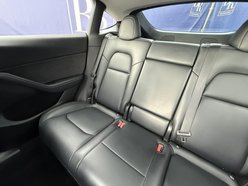 Tesla Model Y (Dual Motor) Long Range SUV 5dr Electric Auto 4WDE (384 bhp) 27