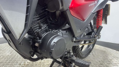 Honda CB 2022 ONLY 8K LONG MOT SERVICED COMMUTER LEARNER BIKE CBF125 125CC 33