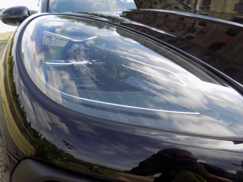 Porsche Macan 2.0T PDK 4WD SUV 57