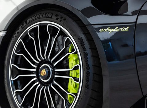 Porsche 918 Spyder 26