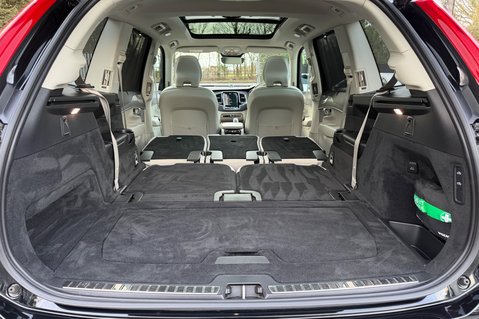 Volvo XC90 RECHARGE T8 ULTIMATE AWD - BLOND LEATHER - VAT QUALIFYING 69