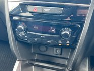 Suzuki Vitara SZ-T BOOSTERJET MHEV 26