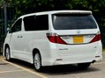 Toyota Vellfire G Edition V6 Sunroof 34