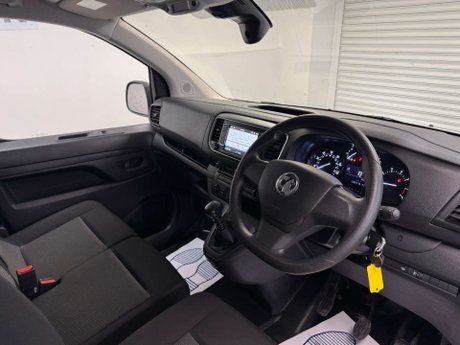 Vauxhall Vivaro 1.5 Vivaro F2900 Professional S/S 35