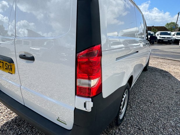 Mercedes-Benz Vito AUTO LWB L2H1 Low Roof Progressive 114 Air Con Alloys Sensors EURO 6 9