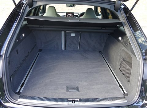 Audi RS6 Avant Performance 16