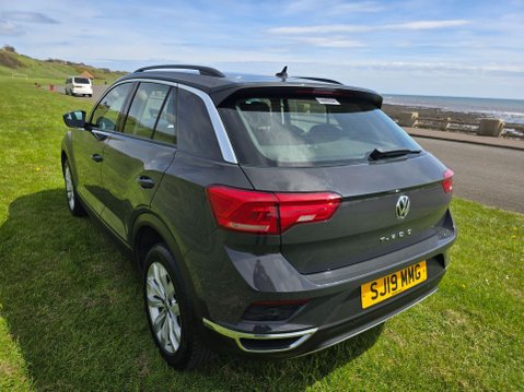 Volkswagen T-Roc 1.0 TSI SE Euro 6 (s/s) 5dr 8