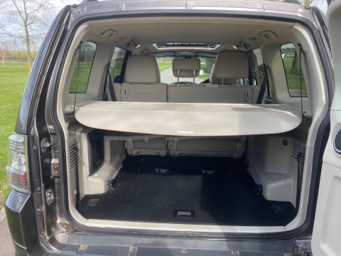 Mitsubishi Shogun 3.2 DI-DC SG3 Auto 4WD Euro 5 5dr LWB 38