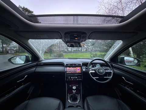 Hyundai TUCSON 1.6 T-GDi Ultimate Euro 6 (s/s) 5dr 3