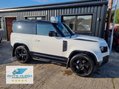 Land Rover Defender X-DYNAMIC HSE MHEV 1