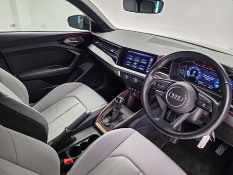 Audi A1 1.5 A1 Sportback 35 TFSI S Line Style Edition Semi-Auto 5dr 5