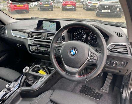 BMW 1 Series 1.5 118i Sport 5dr 17
