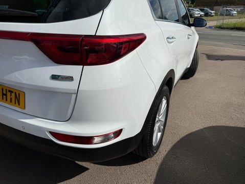 Kia Sportage 1.7 CRDi 2 DCT Euro 6 (s/s) 5dr 12