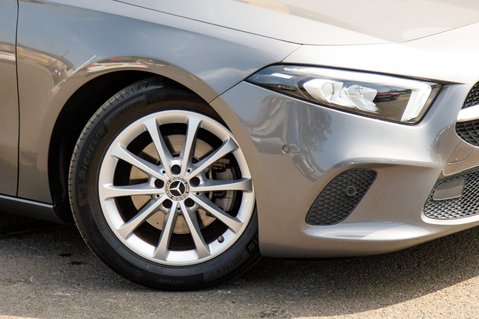 Mercedes-Benz A Class A 200 SPORT EXECUTIVE 11
