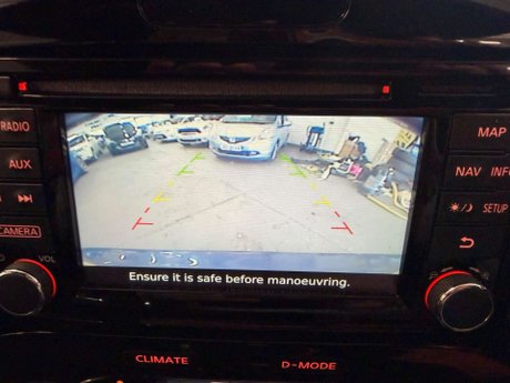 Nissan Juke 1.2 DIG-T N-Connecta Euro 6 (s/s) 5dr 23