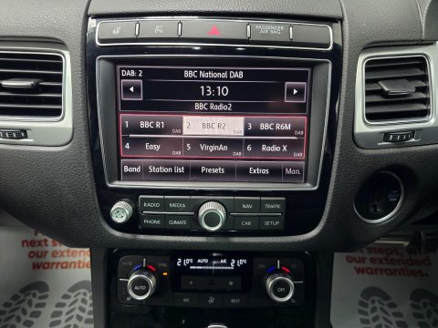 Volkswagen Touareg 3.0 TDI V6 BlueMotion Tech R-Line Plus Tiptronic 4WD Euro 6 (s/s) 5dr 27