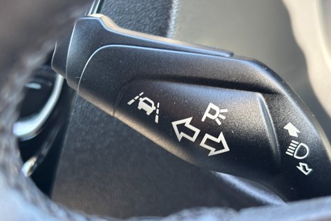 Ford Transit Custom 300 Active L1 170 ps Selectshift Panel Van - Tailgate & Twin Side Doors 32