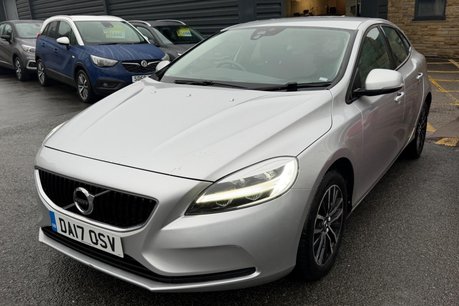 Volvo V40 T2 MOMENTUM