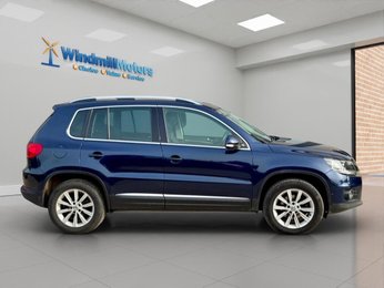 Volkswagen Tiguan 2.0 TDI BlueMotion Tech SE DSG 4WD Euro 5 (s/s) 5dr