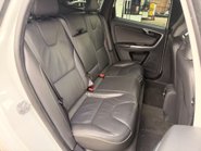 Volvo XC60 D4 R-DESIGN LUX NAV AWD 10