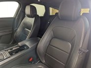 Jaguar XF 2.0 XF R-Sport D AWD Auto 4WD 5dr 39