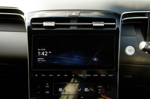 Hyundai TUCSON T-GDI PREMIUM 16