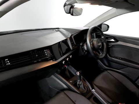 Audi A1 1.0 TFSI 30 Technik Sportback 5dr Petrol S Tronic Euro 6 (s/s) (110 ps) Air 29